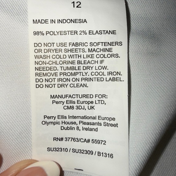 PGA TOUR Women’s Woven Capri Pants - White Size 12 - Picture 3 of 14